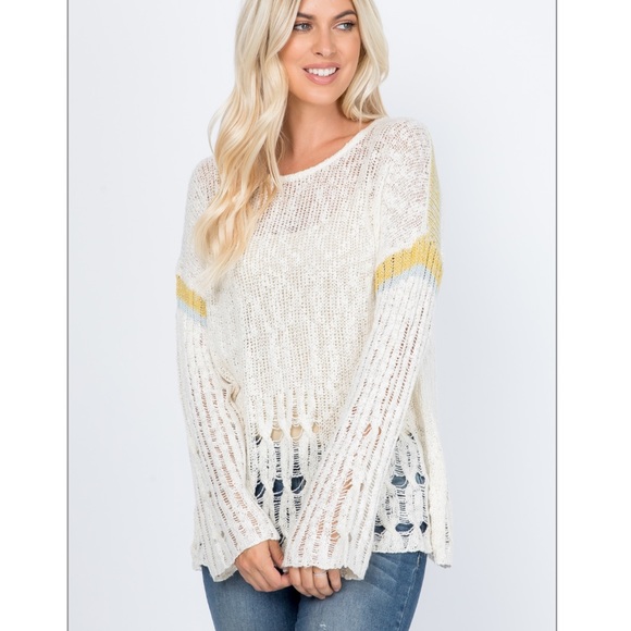 Boutique cream open weave sweater - Picture 2 of 5